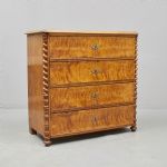 1371 4430 CHEST OF DRAWERS
